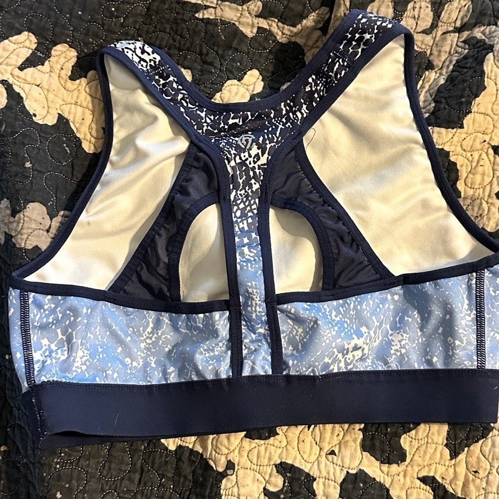Sports bra - Picture 2 of 6
